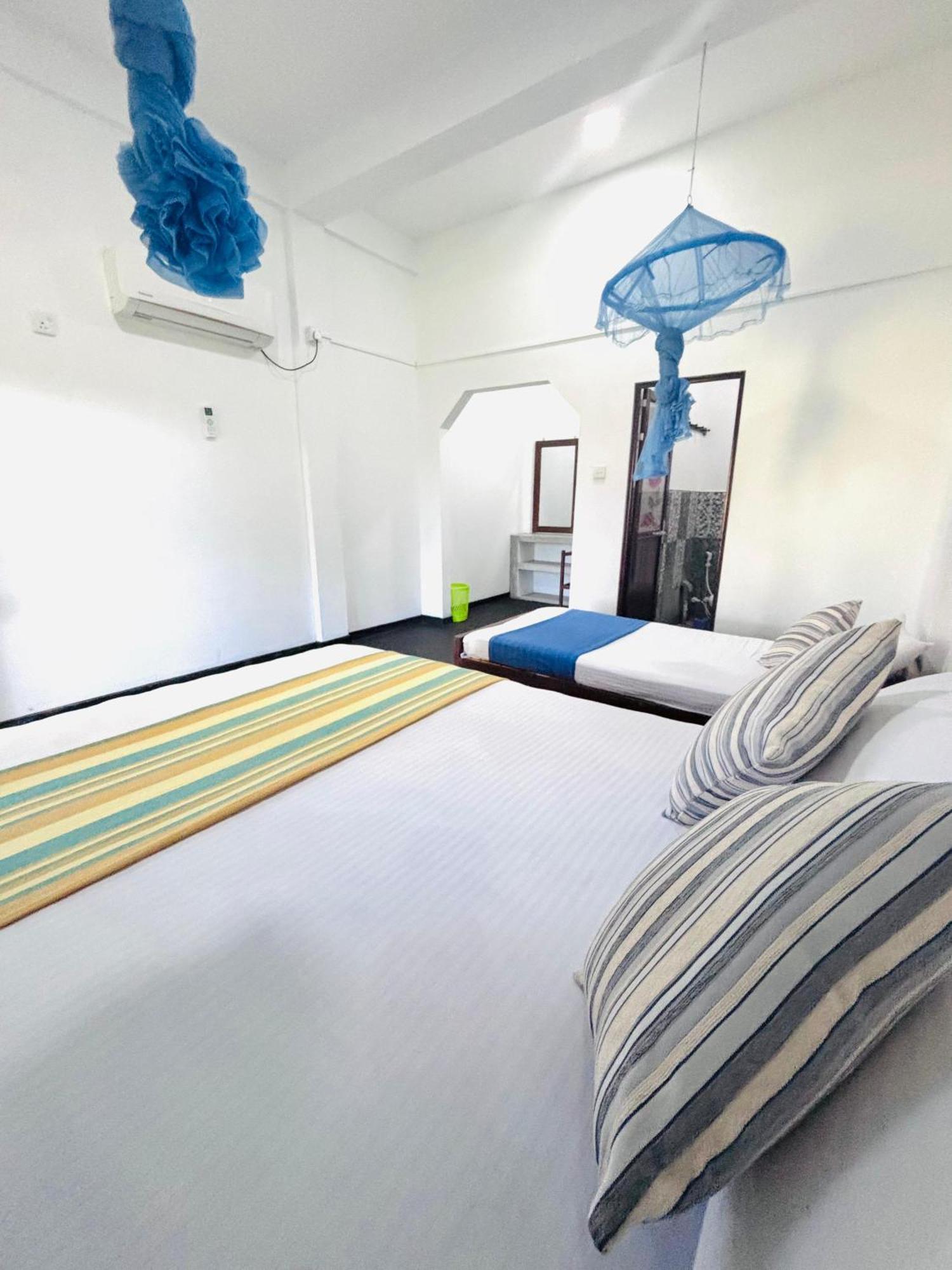 Werala Beach Resort カルピティヤ エクステリア 写真