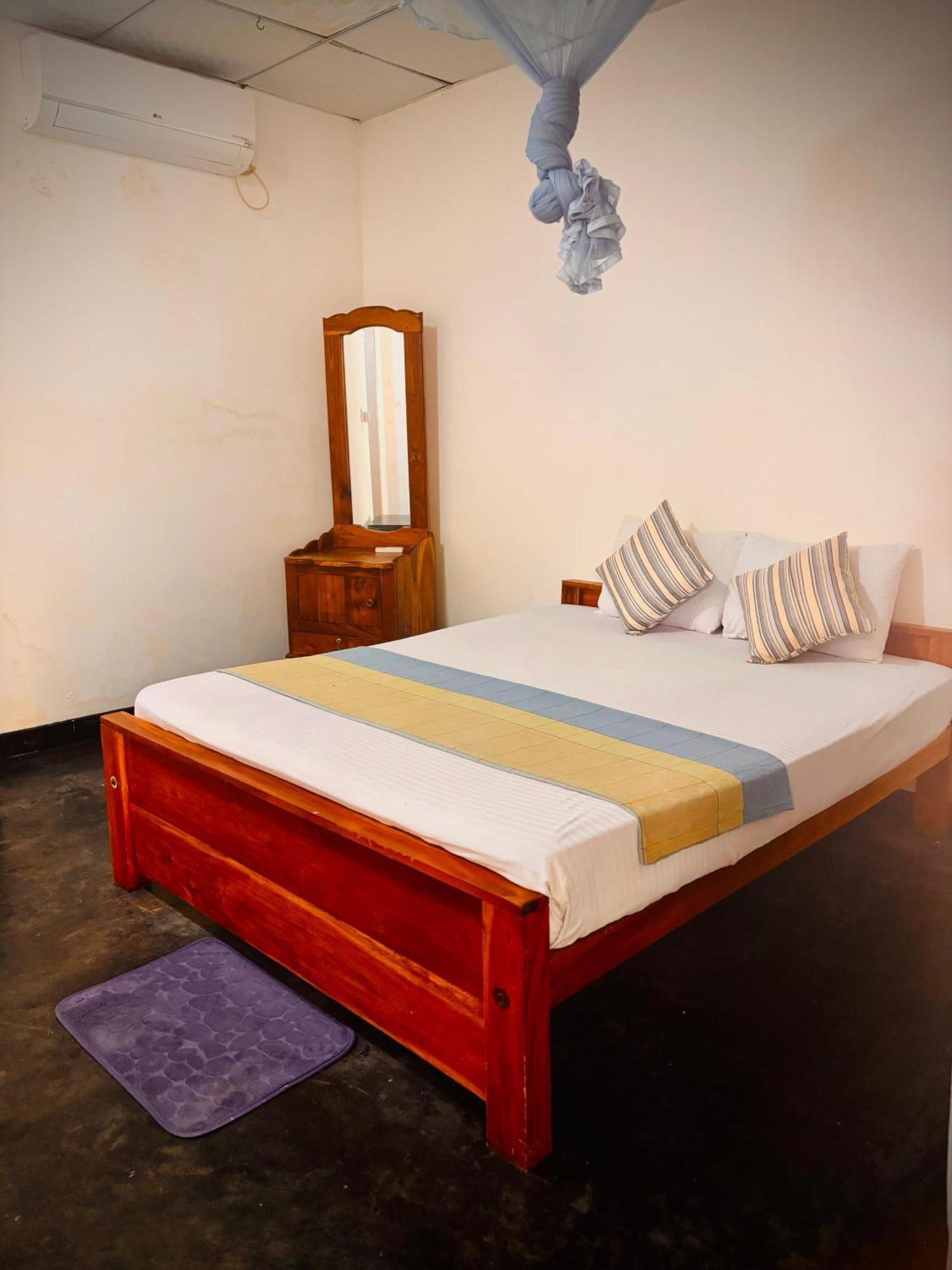 Werala Beach Resort カルピティヤ エクステリア 写真